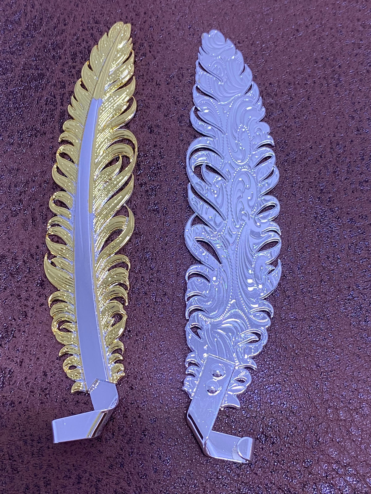Pluma de metal