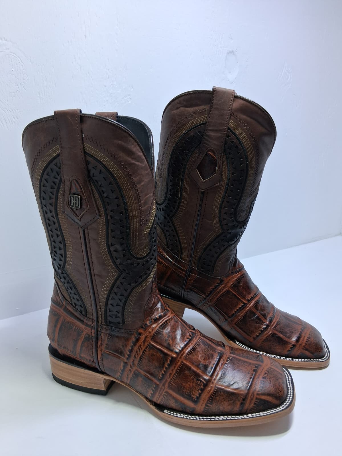 Men's Leather, American Jumbo print Boots in Cognac