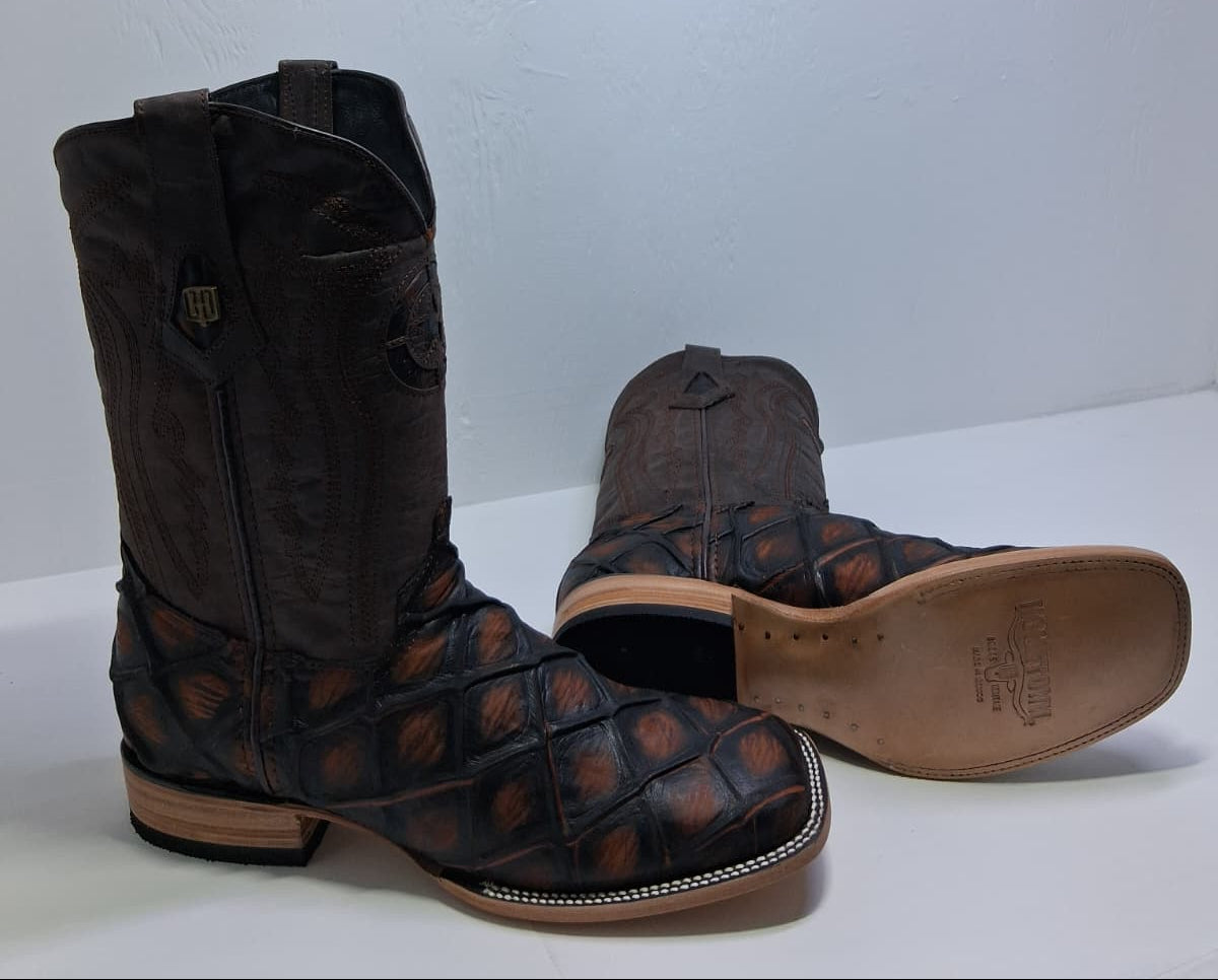 Men's Leather, Pirarucu fish print boots in Rustic Cognac